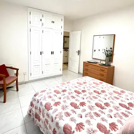 Apartamentos Faro Da Rocha O Grove Esterno foto