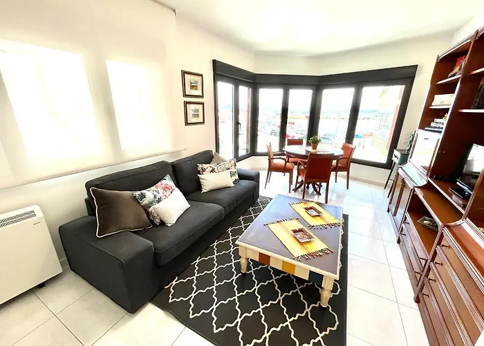 Apartamentos Faro Da Rocha