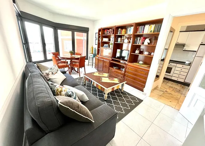 Apartamentos Faro Da Rocha